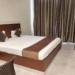 Hotel Le Blue Moon