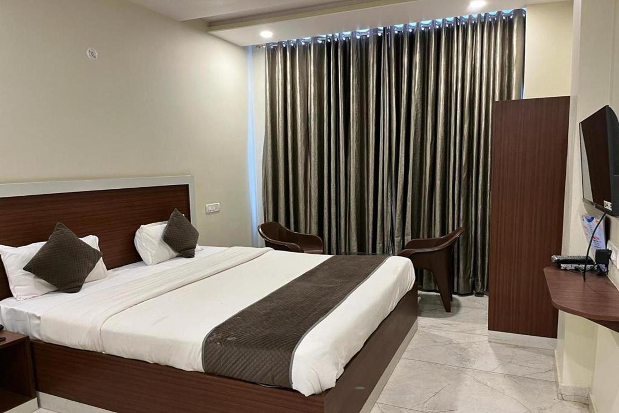 Hotel Le Blue Moon Jaipur
